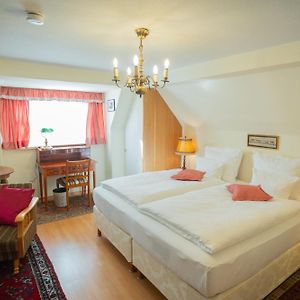 Camera standard con letto king size